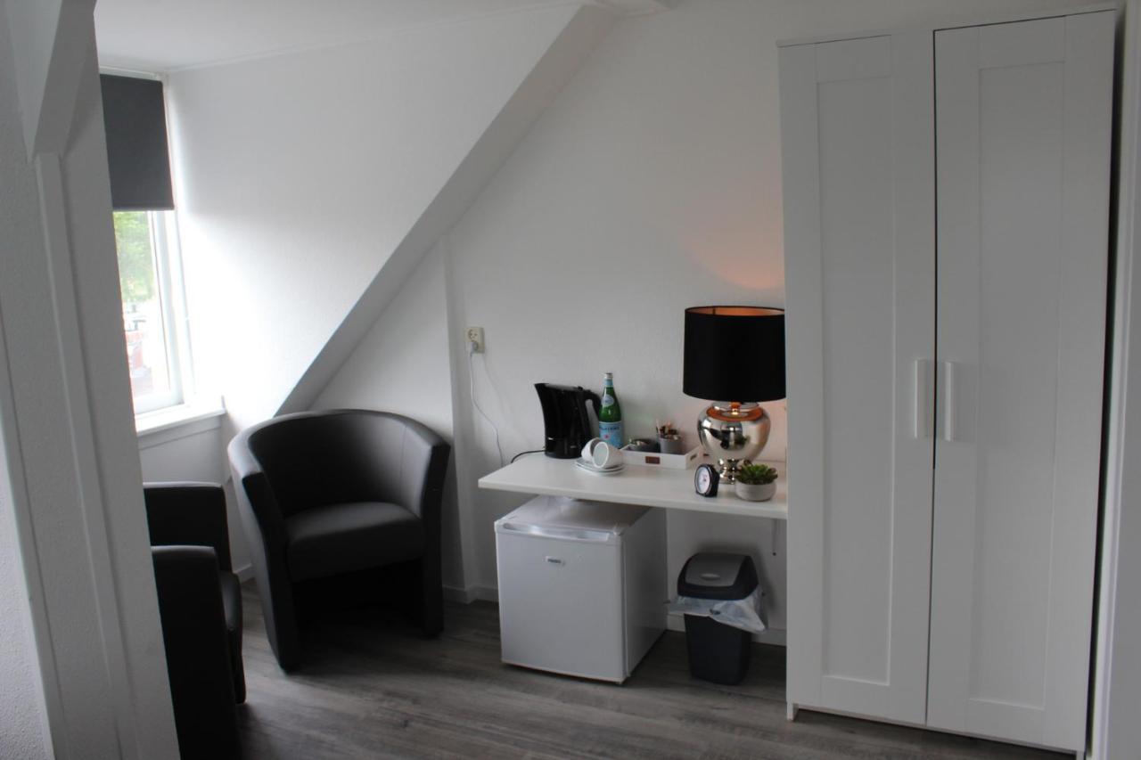Bed and Breakfast Slapen Bij De Buurvrouw Castricum Esterno foto