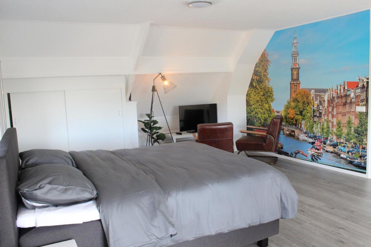 Bed and Breakfast Slapen Bij De Buurvrouw Castricum Esterno foto