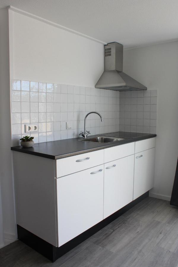Bed and Breakfast Slapen Bij De Buurvrouw Castricum Esterno foto