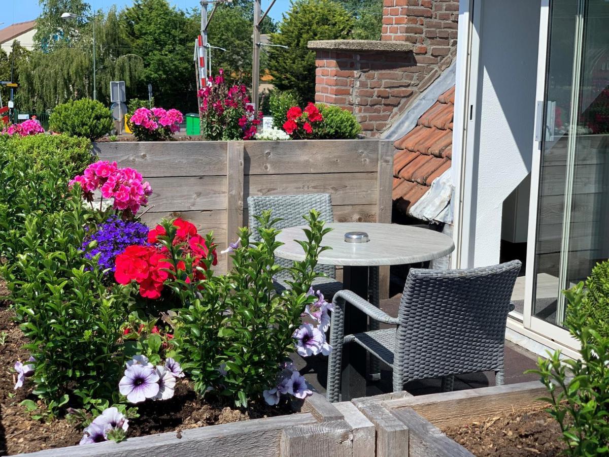 Bed and Breakfast Slapen Bij De Buurvrouw Castricum Esterno foto