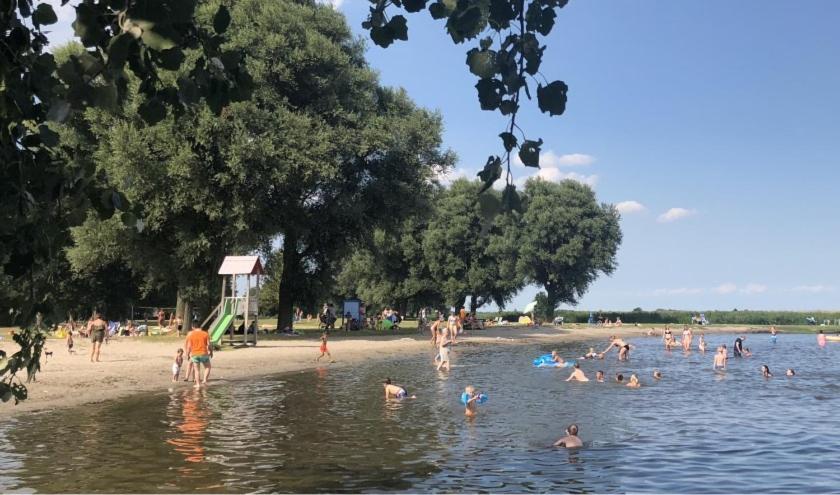 Bed and Breakfast Slapen Bij De Buurvrouw Castricum Esterno foto