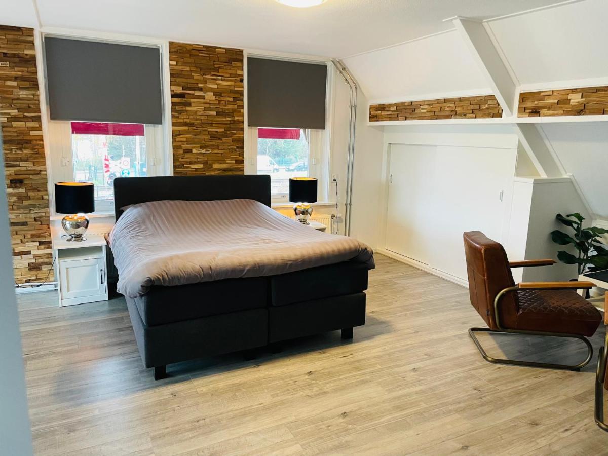Bed and Breakfast Slapen Bij De Buurvrouw Castricum Esterno foto