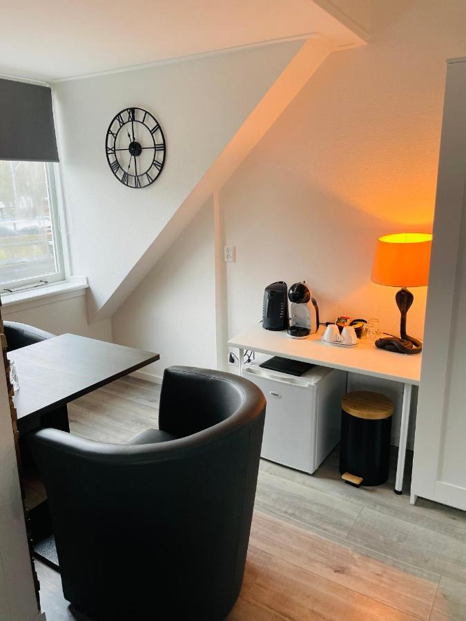 Bed and Breakfast Slapen Bij De Buurvrouw Castricum Esterno foto